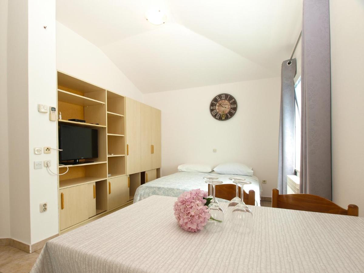 Biskupije 810 Apartament